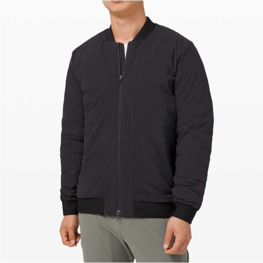 Lululemon Men’s Intermission 700 Goose Down Bomber
Black